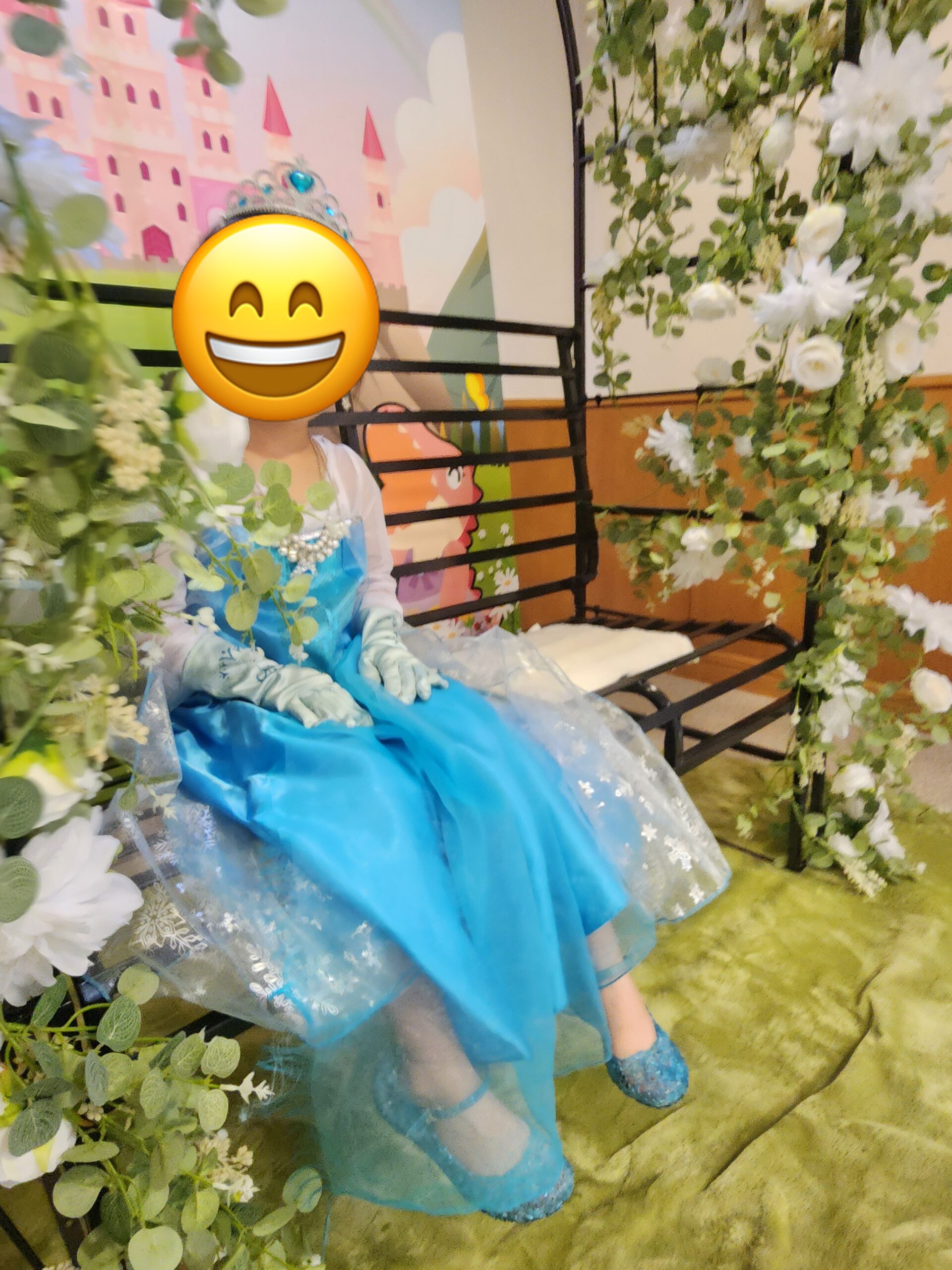 水色のプリンセスドレス&ティアラ