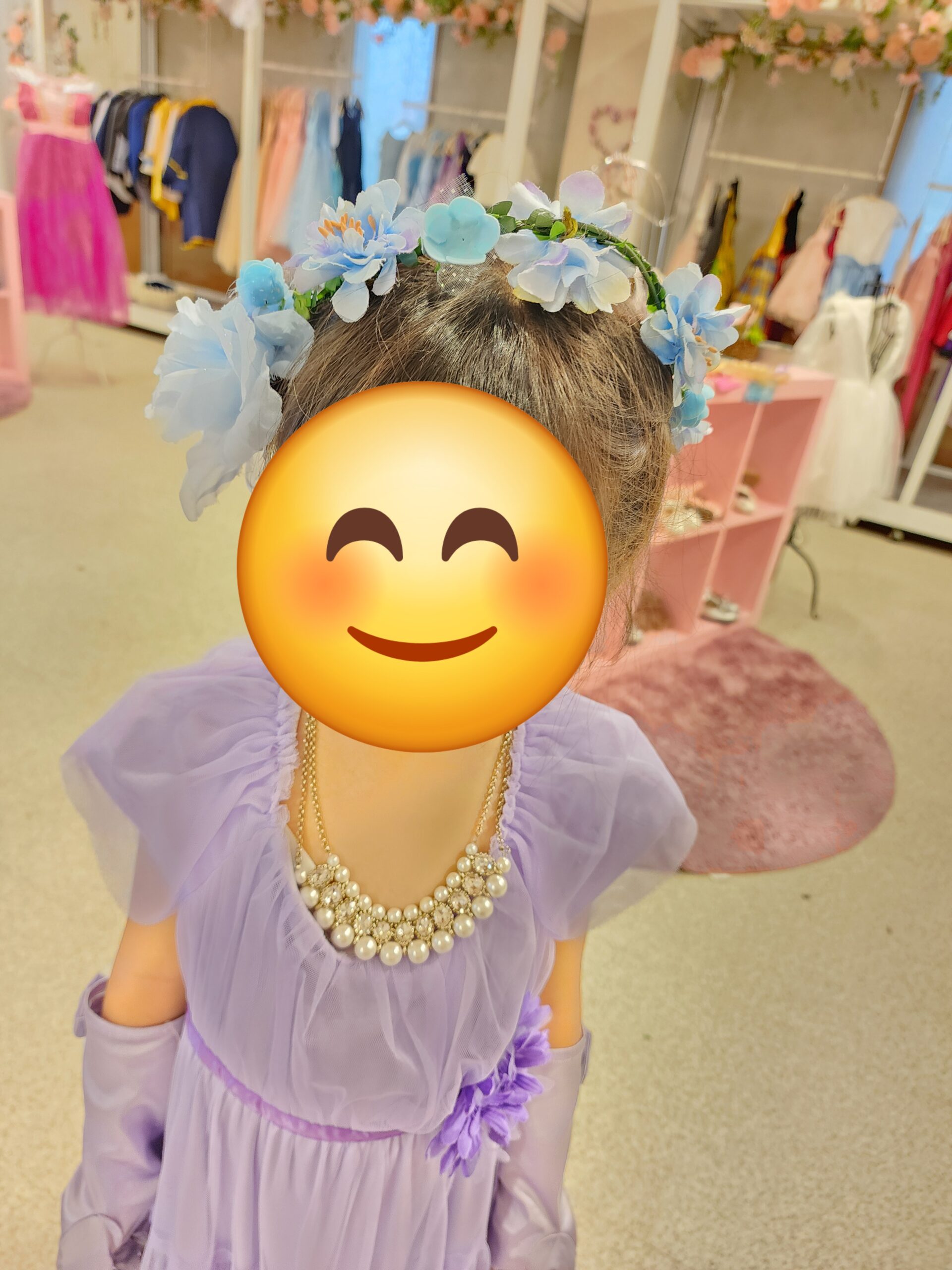 花冠をつけてお姫様気分